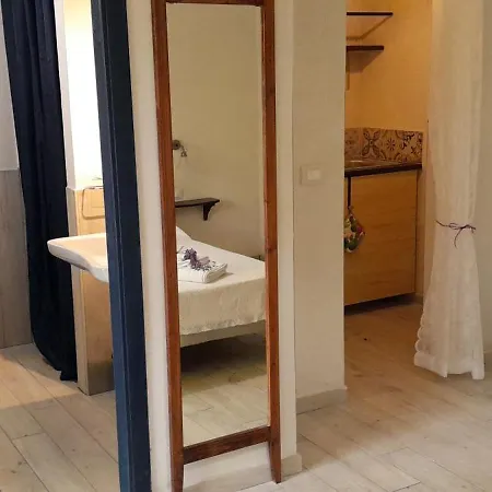 Semesterbostad Casa Cerqua Landi -